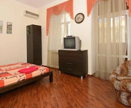 Kyivstay Yaroslavska Apartment Zewnętrze zdjęcie